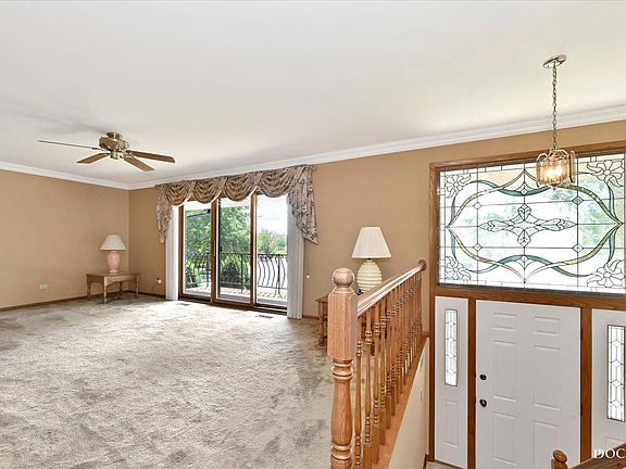 5th image of 16001 Pine Dr #3W