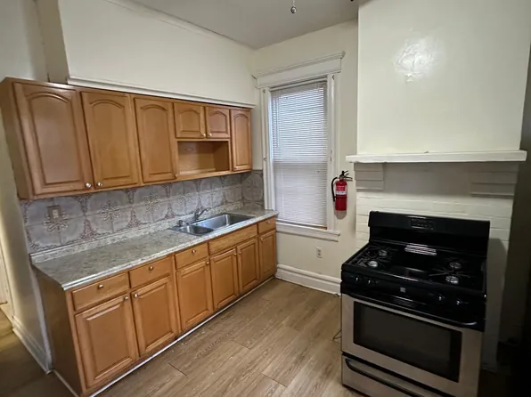 (undisclosed Address), Newark, NJ 07104