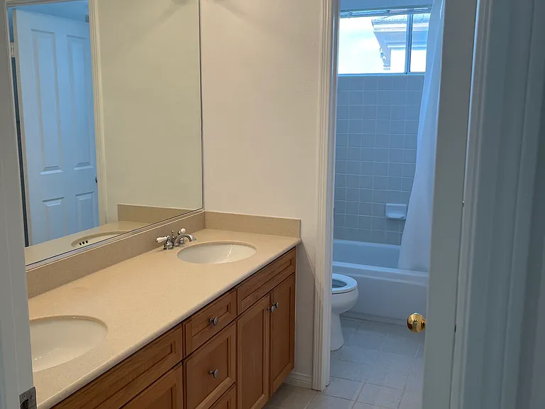 2558 Carlton Pl — Photo 16