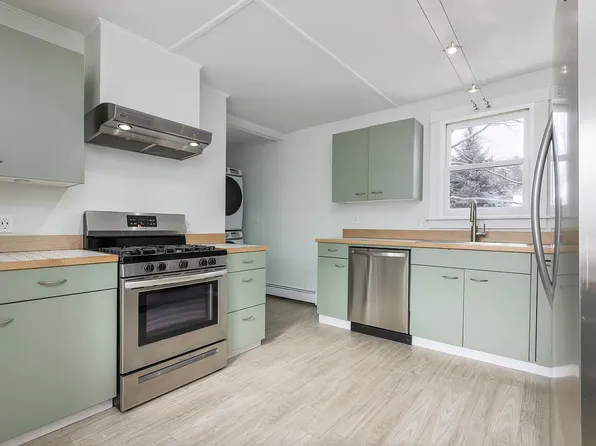 30 Bryant St #2, Portland, ME 04103