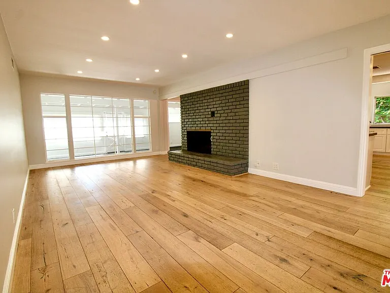 5415 Coldwater Canyon Ave — Photo 4