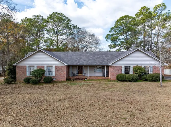 199 Meadowlark Ln, Fitzgerald, GA 31750