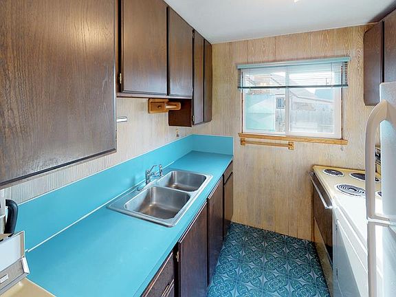3rd image of 1055 Alameda Ave
