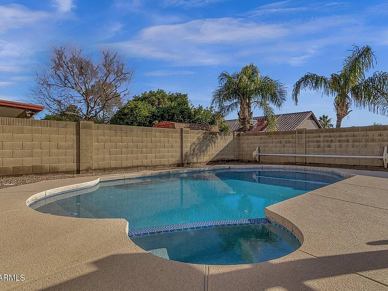4307 E Karen Dr — Photo 40