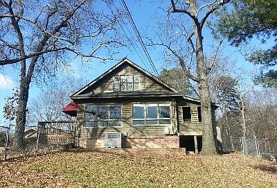 5th image of 821 Poindexter Ave