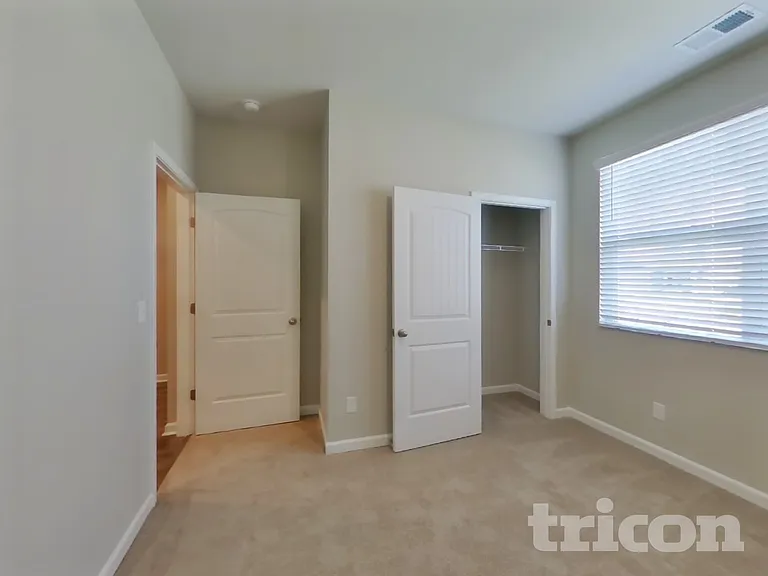 2028 Tate Farm Ln — Photo 10