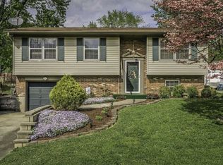 6803 Sandstone Blvd, Louisville, KY 40219