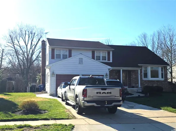 112 Hooten Rd, Mount Laurel, NJ 08054