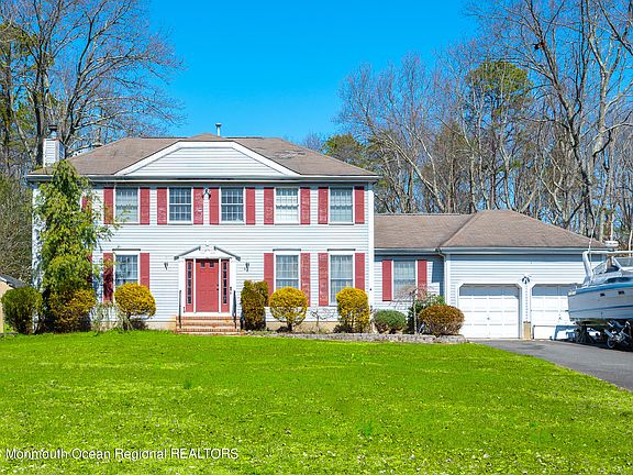 3rd image of 12 Brentwood Drive