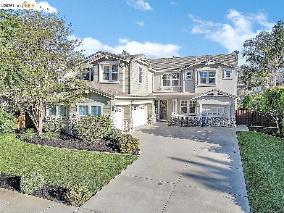 1st image of 1613 Antica Dr