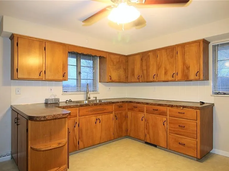 617 E Robinson Ave — Photo 6