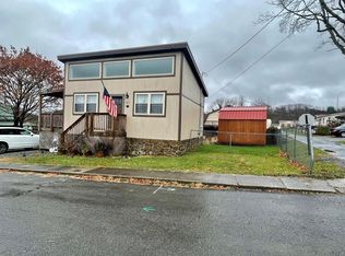 107 Oak St, Beckley, WV 25801