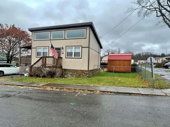 107 Oak St, Beckley, WV 25801