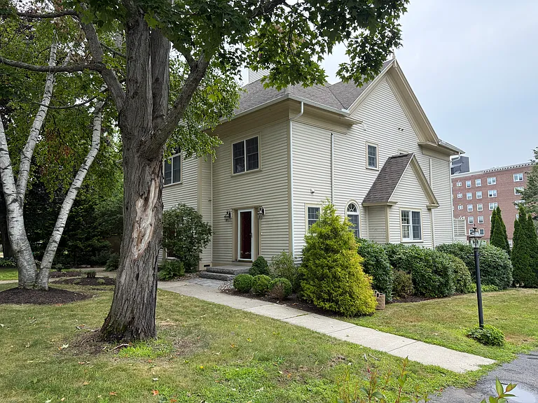 40 Merrimac St #3 — Photo 1