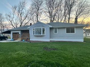 11108 Iowa St, Crown Point, IN 46307