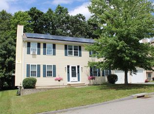 92 Moreland Green Dr, Worcester, MA 01609