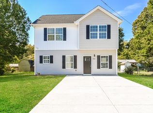 5612 Woodard St, Charlotte, NC 28269