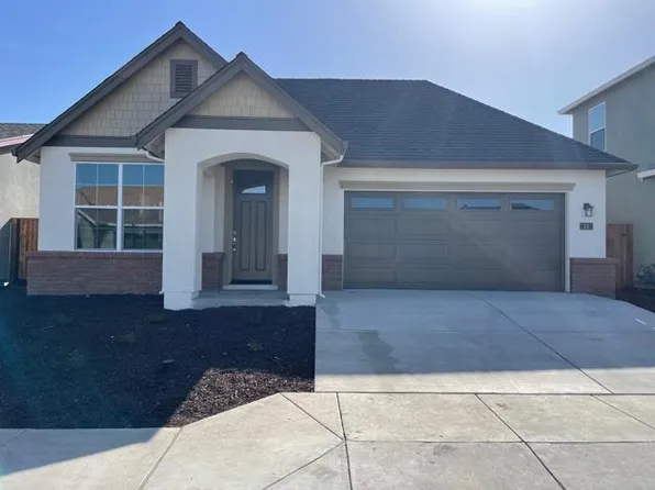 13 Pepper Tree Ct, Greenfield, CA 93927