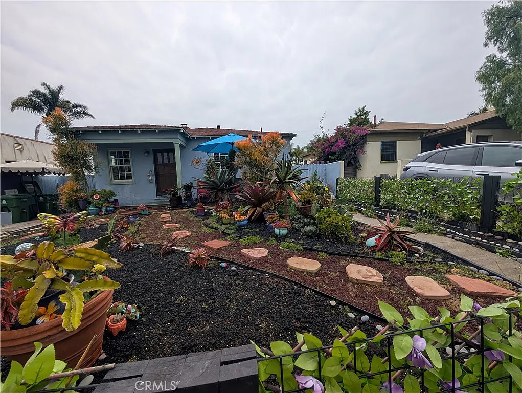 1 bed, 560 sqft, $2,900 — Photo 1