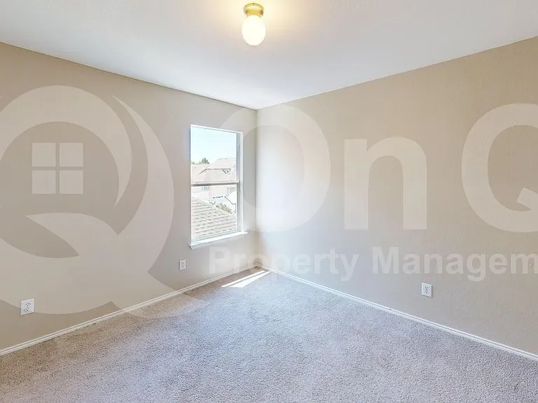 10301 Waterbury Dr — Photo 12