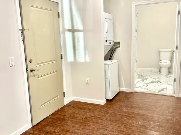 40 Vroom Street image 6 of 22