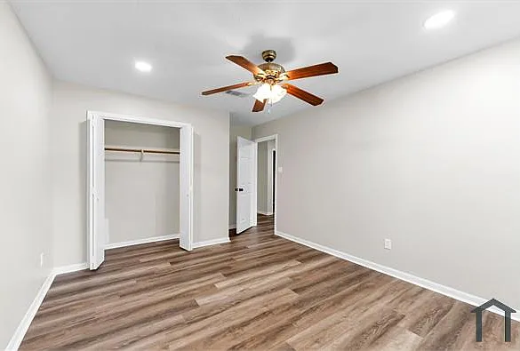 8102 Autumn Willow Dr — Photo 6
