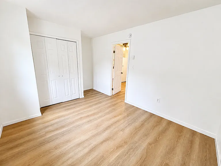 201 Main St #1 — Photo 10