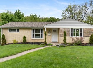 270 Gates Dr, Homestead, PA