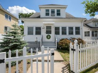 219 Saint James Blvd, Springfield, MA 01104