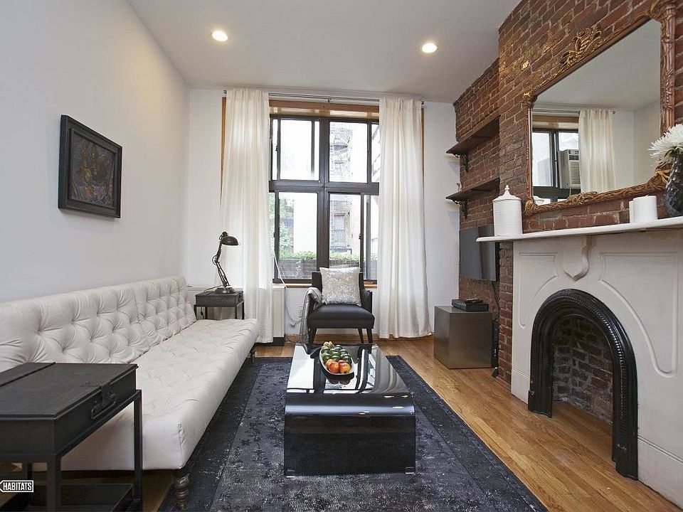 1st image of 1252 Lexington Ave APT 2R