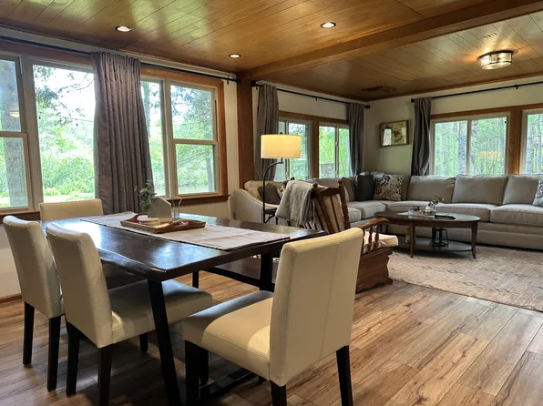 9774 Cook Trl, Grayling, MI 49738