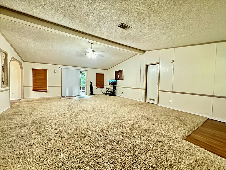 914 County Road 4882 S — Photo 3