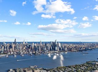 The Dakota, Weehawken, NJ 07086