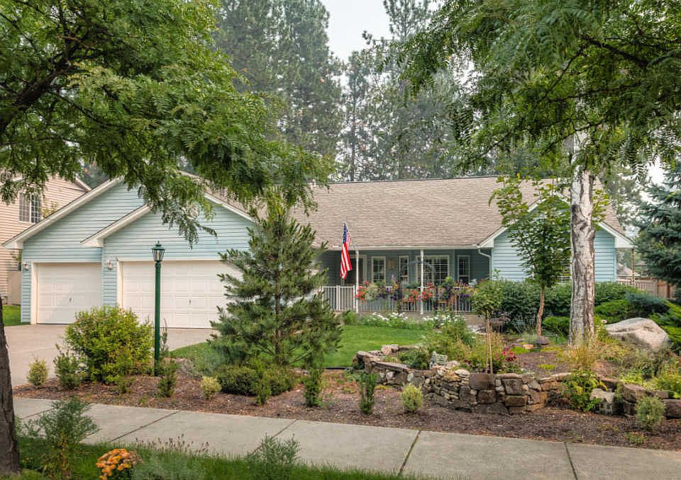 1st image of 801 S Osprey Dr