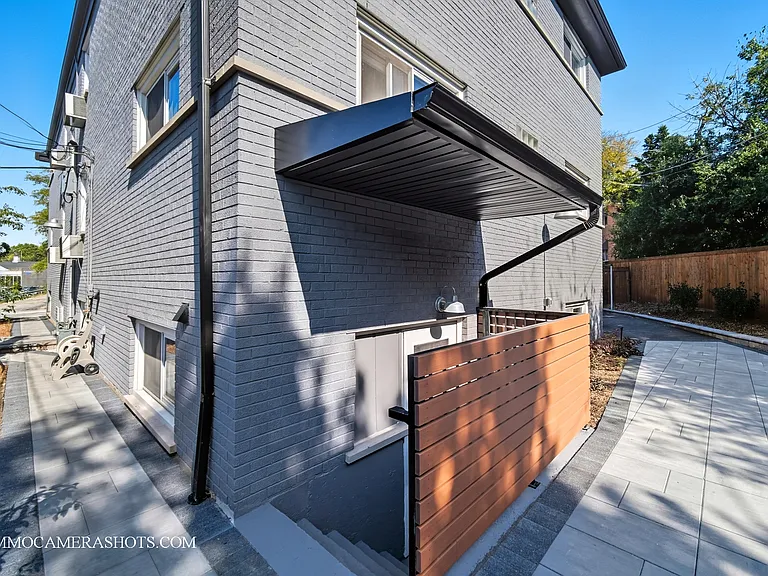 143 Ann St #1S — Photo 2
