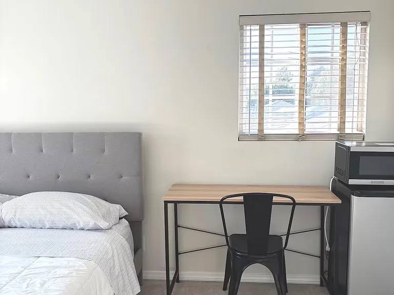 7939 Denrock Ave — Photo 18