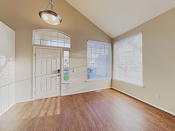 4th image of 303 Orting Ct NW