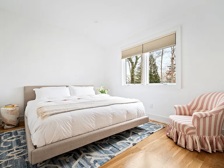 7 Cottage Ln — Photo 11