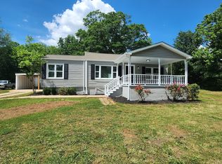 194 Park Dr, Jefferson, GA 30549