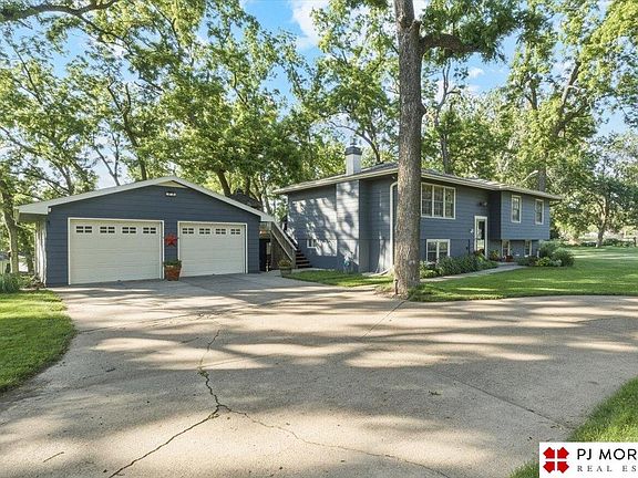 3rd image of 7914 Keystone Dr