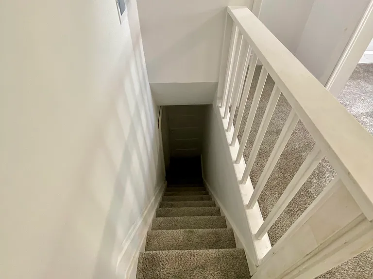 2602 Burham St — Photo 12