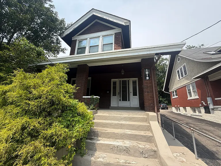 1013 Delta Ave — Photo 20