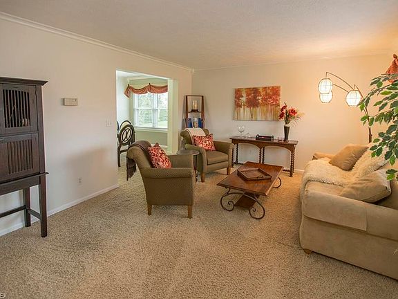 4th image of 4721 Derby Dr
