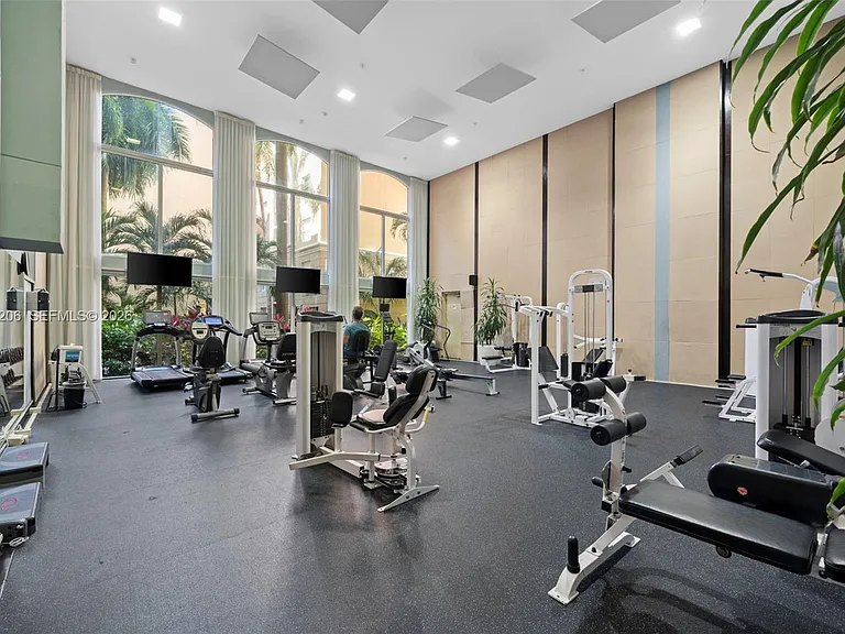 17150 N Bay Rd #2908 — Photo 31