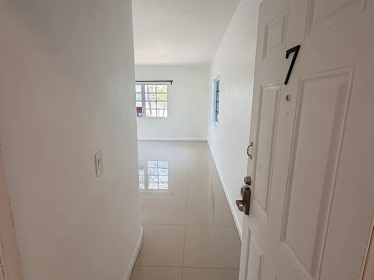 7124 Bay Dr #7 — Photo 21