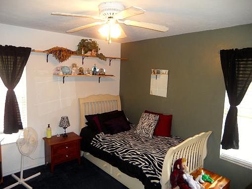 5th image of 14291 NE 40th St