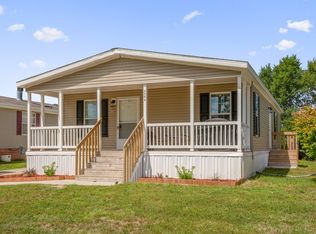 802 E County Line Rd TRLR 255A, Des Moines, IA 50320