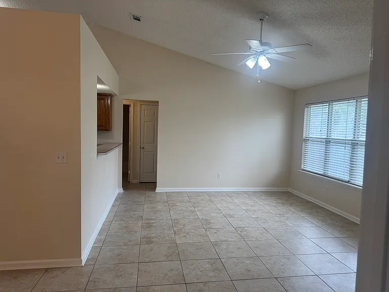 2182 Farm Way — Photo 13