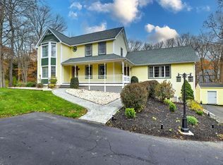 920 Green Circle, Orange, CT 06477