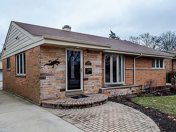 2nd image of 2329 Mayfair Ave